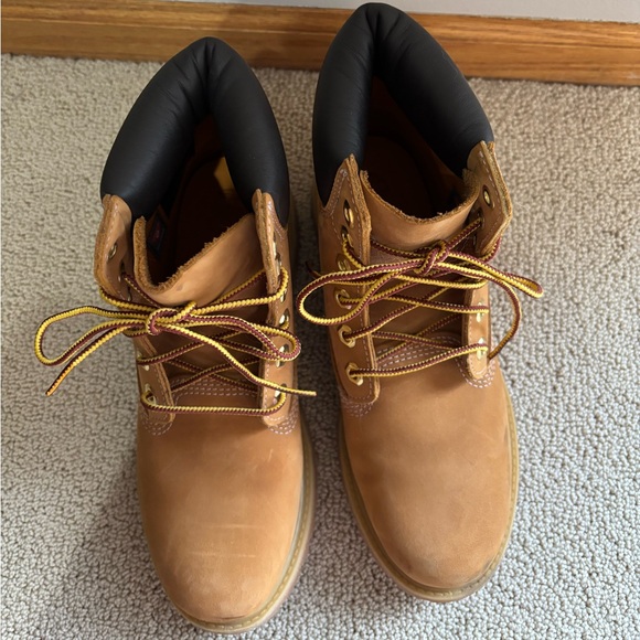 Timberland Tan Leather Boots - Picture 3 of 11